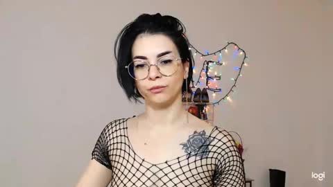 innasugarwild online show from March 16, 5:13 am