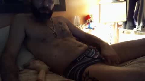 Snapshot of bidaddy83 chatting on September 25, 9:24 am bidaddy83 online show from September 25, 9:24 am