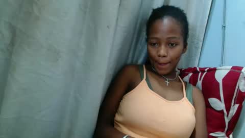 bienvenue987832 online show from April 8, 6:46 am