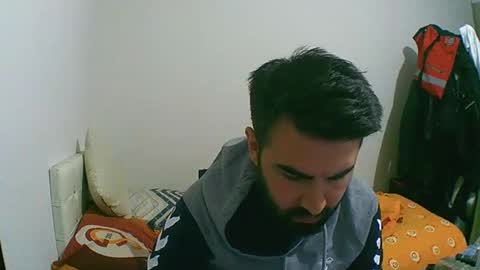 Snapshot of big0bboy chatting on February 10, 9:25 pm TurkishHotChannel online show from February 10, 9:25 pm