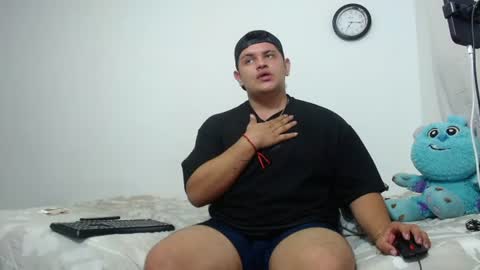 Snapshot of big_boyhot_ chatting on July 18, 5:44 am big_boyhot_ online show from July 18, 5:44 am