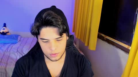 Logan Sprouse online show from April 3, 6:39 pm