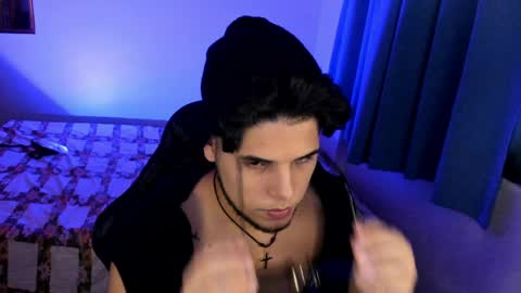 Logan Sprouse online show from June 3, 2:14 am