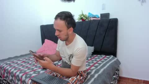 john and cris online show from April 14, 3:01 am