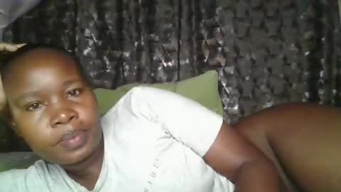 Snapshot of big_diva chatting on January 12, 3:23 am big_diva online show from January 12, 3:23 am