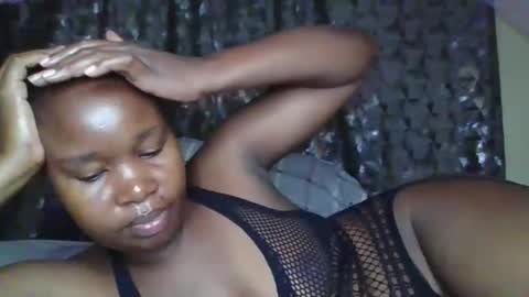 Snapshot of big_diva chatting on January 17, 6:40 am big_diva online show from January 17, 6:40 am