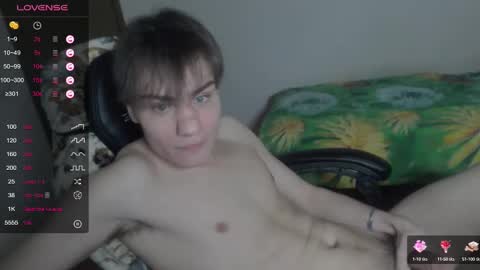 Snapshot of big_semen chatting on February 21, 6:04 pm big_semen online show from February 21, 6:04 pm