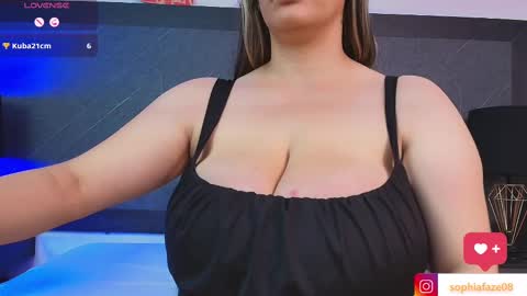 Tell me Sophia  online show from March 3, 8:11 pm