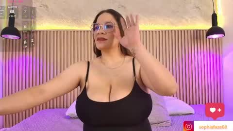Tell me Sophia  online show from July 16, 8:59 pm