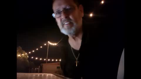 bigal9816192 online show from December 16, 4:45 am