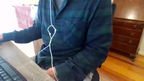 BigandYum9 online show from June 2, 5:09 am