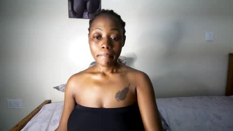 bigassmello_ online show from July 12, 9:17 pm