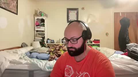 Snapshot of bigbackmuscles1296 chatting on November 4, 1:05 am Mr. Muscle Monster online show from November 4, 1:05 am