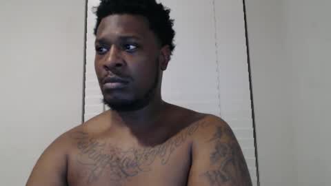 Snapshot of bigblack004 chatting on January 20, 12:36 am bigblack004 online show from January 20, 12:36 am