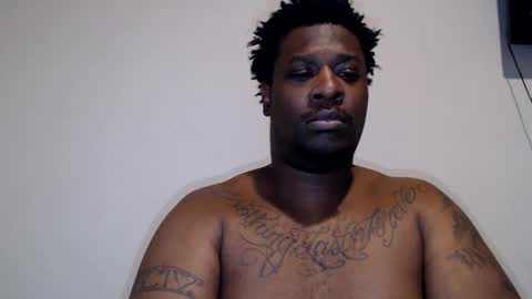 Snapshot of bigblack004 chatting on March 17, 6:39 am bigblack004 online show from March 17, 6:39 am