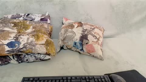 Kira online show from April 1, 1:41 pm