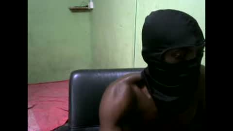 Snapshot of bigboobs_mama chatting on January 2, 2:13 pm TOP EBONY DUDE online show from January 2, 2:13 pm