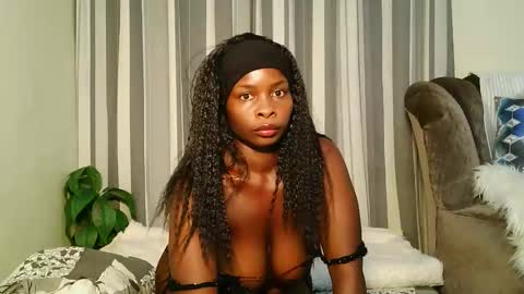 Vee online show from March 23, 12:03 am