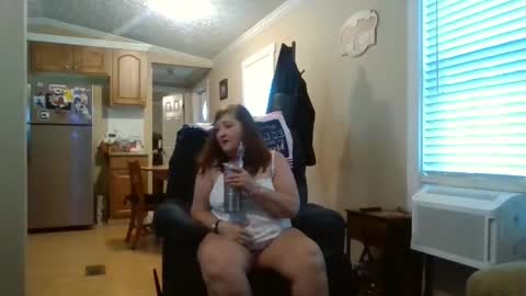 bigbootybitch709 online show from March 28, 9:14 pm