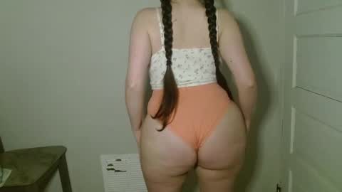 Isabella online show from February 22, 8:02 am