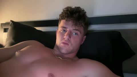 bigbootyburger1 online show from March 26, 8:03 pm