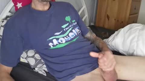 Snapshot of bigboyjinn chatting on September 20, 8:43 pm Jinn online show from September 20, 8:43 pm