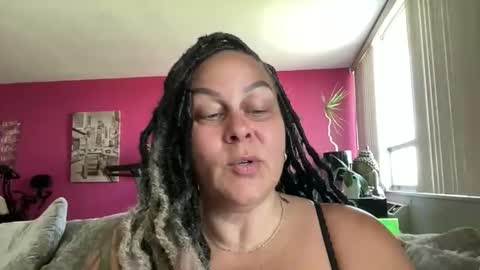 BIG BREAST SABRINA online show from April 22, 6:31 pm