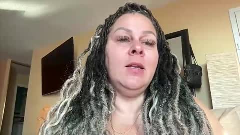 Snapshot of bigbreastsabrina chatting on April 30, 1:17 pm BIG BREAST SABRINA online show from April 30, 1:17 pm