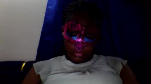 Snapshot of bigbum_boobies chatting on February 27, 9:37 pm bigbum_boobies online show from February 27, 9:37 pm