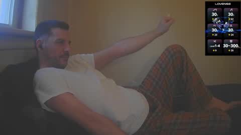 Jon - Im Straight online show from January 14, 4:34 pm