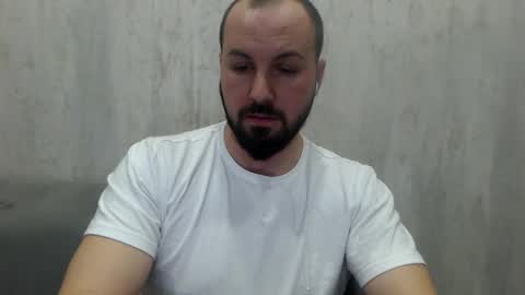 Snapshot of bigcockcumreal chatting on December 14, 11:42 pm bigcockcumreal online show from December 14, 11:42 pm