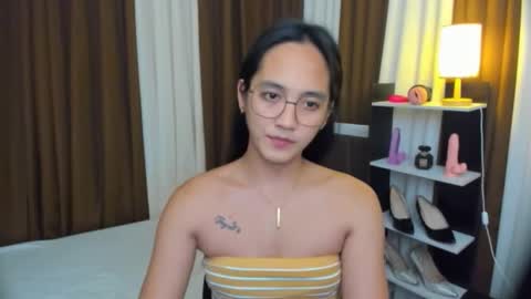 Snapshot of bigcockjannah chatting on October 20, 12:16 pm SUCK ME TILL I EXPLODE online show from October 20, 12:16 pm