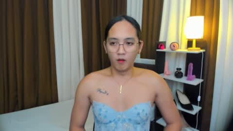 Snapshot of bigcockjannah chatting on October 22, 12:38 pm SUCK ME TILL I EXPLODE online show from October 22, 12:38 pm