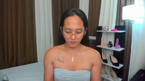 Snapshot of bigcockjannah chatting on November 3, 4:52 pm SUCK ME TILL I EXPLODE online show from November 3, 4:52 pm