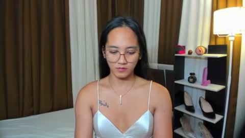 Snapshot of bigcockjannah chatting on November 7, 4:18 pm SUCK ME TILL I EXPLODE online show from November 7, 4:18 pm