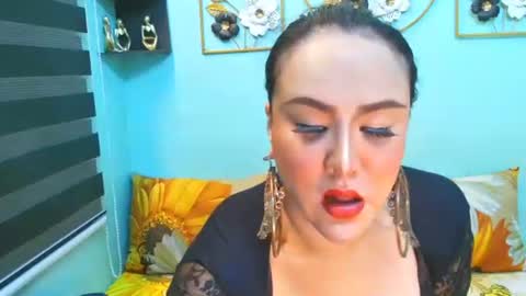 Snapshot of bigcocknloadstits chatting on November 20, 8:58 am Flirty Sofia online show from November 20, 8:58 am