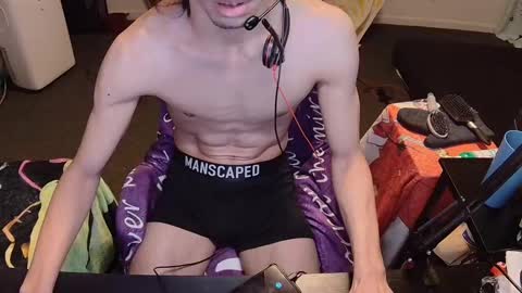 Snapshot of bigcocksmallmouth chatting on February 15, 11:14 pm Cock and Cheese online show from February 15, 11:14 pm