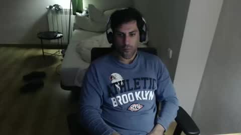 Snapshot of bigcok35spain chatting on December 3, 10:40 pm bigcok35spain online show from December 3, 10:40 pm