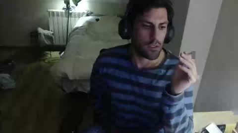 Snapshot of bigcok35spain chatting on December 6, 11:25 pm bigcok35spain online show from December 6, 11:25 pm