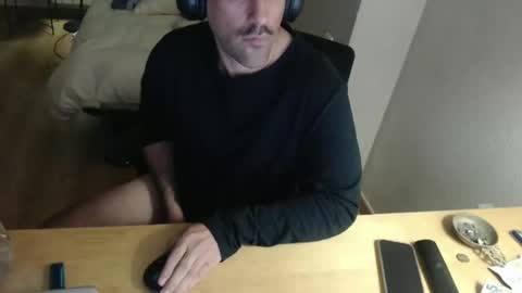 Snapshot of bigcok35spain chatting on December 8, 11:08 pm bigcok35spain online show from December 8, 11:08 pm