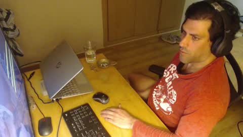 Snapshot of bigcok35spain chatting on March 9, 1:04 am bigcok35spain online show from March 9, 1:04 am