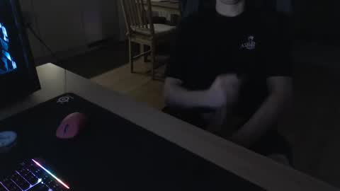 Snapshot of bigd1337x chatting on January 5, 6:13 pm bigd1337x online show from January 5, 6:13 pm