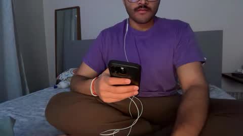 Snapshot of bigdaddybullx69 chatting on March 3, 3:34 am Bigdaddybullx69 online show from March 3, 3:34 am