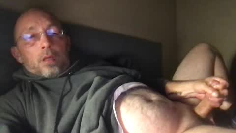 Snapshot of bigdaddydelight chatting on October 26, 5:46 am bigdaddydelight online show from October 26, 5:46 am