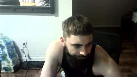 Snapshot of bigdakota444 chatting on October 27, 9:30 pm bigdakota444 online show from October 27, 9:30 pm