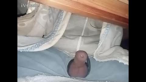 Snapshot of bigdick666cm chatting on February 4, 3:22 am Big online show from February 4, 3:22 am