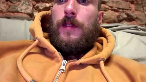 Snapshot of bigdick686268 chatting on October 11, 10:52 pm Pac Man Sex online show from October 11, 10:52 pm