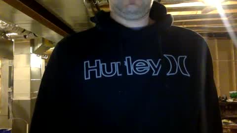 Snapshot of bigdickshowoff9877 chatting on February 25, 6:58 am Bigdickshowoff9877 online show from February 25, 6:58 am