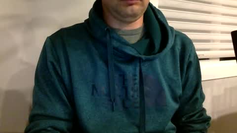 Snapshot of bigdickshowoff9877 chatting on October 17, 6:38 am Bigdickshowoff9877 online show from October 17, 6:38 am