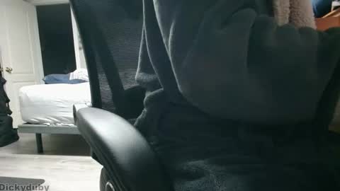 George Forest Dickyduby on all Socials online show from March 21, 3:33 am